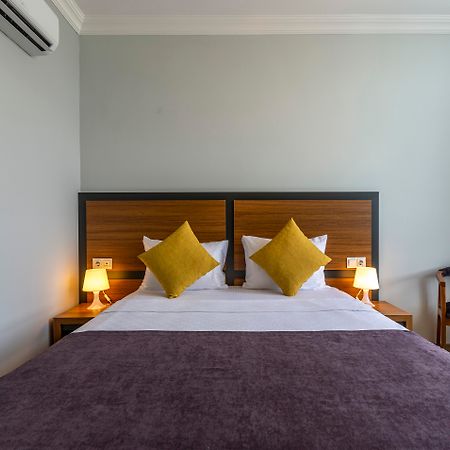 Antalya Business Hotel Bagian luar foto