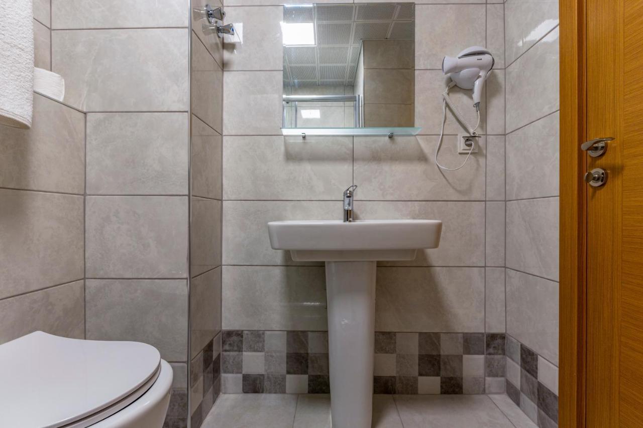 Antalya Business Hotel Bagian luar foto